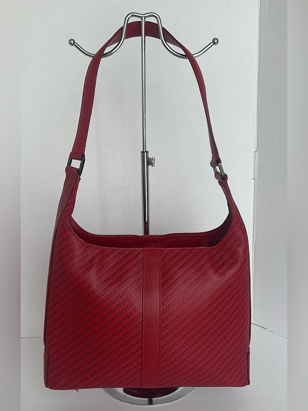 LANCEL PARIS RED AZTEC EMBOSSED LEATHER HOBO HANDBAG PURSE RARE